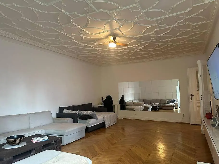 Grosses Apartment Am Kudamm Berlín